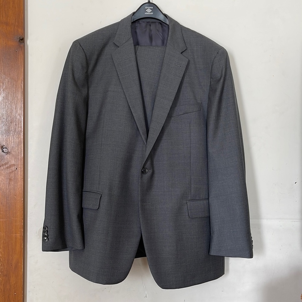 Joseph Abboud (Men’s Warehouse brand) Light Charcoal Suit
